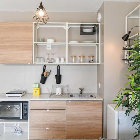 Appart Avec Terrasse Et Parking A 2 Min Du Metro 马赛 外观 照片