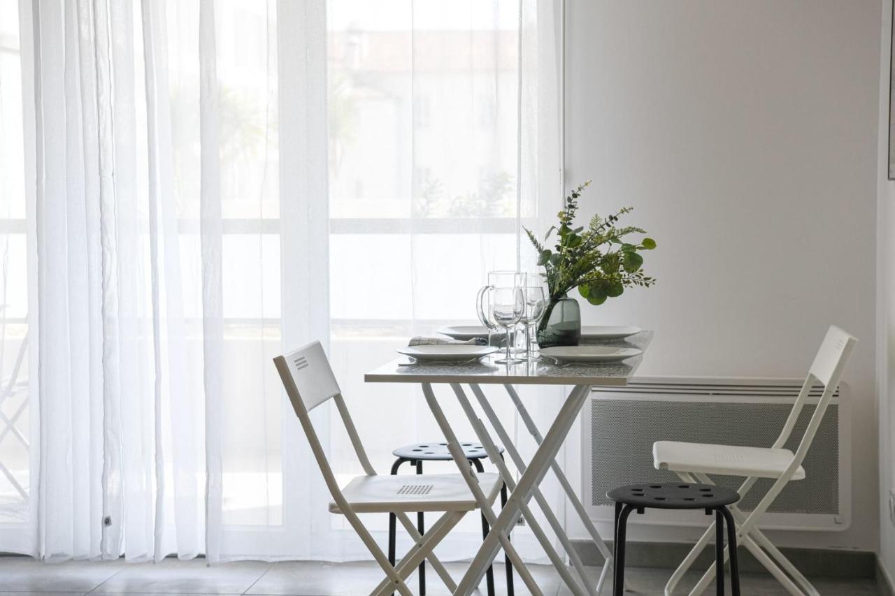 Appart Avec Terrasse Et Parking A 2 Min Du Metro 马赛 外观 照片